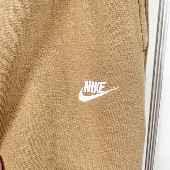 Nike Club Cuffed Pull On Sweatpants Pants Flax and White Logo Comfy Casual L - Picture 8 of 13